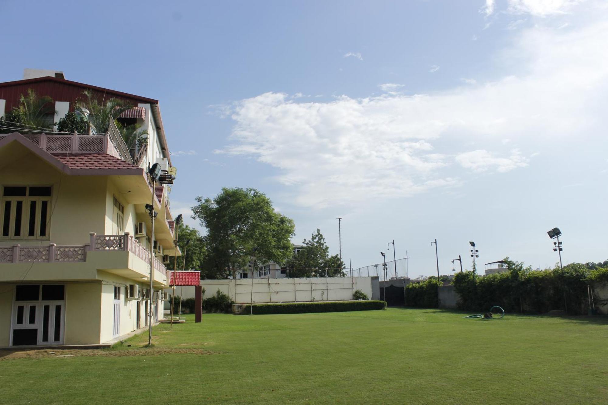 The Byke Grassfield Resort With Outdoor Pool, Shyam Nagar, Jaipur Buitenkant foto